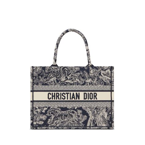 sac dior de plage|sac de luxe dior.